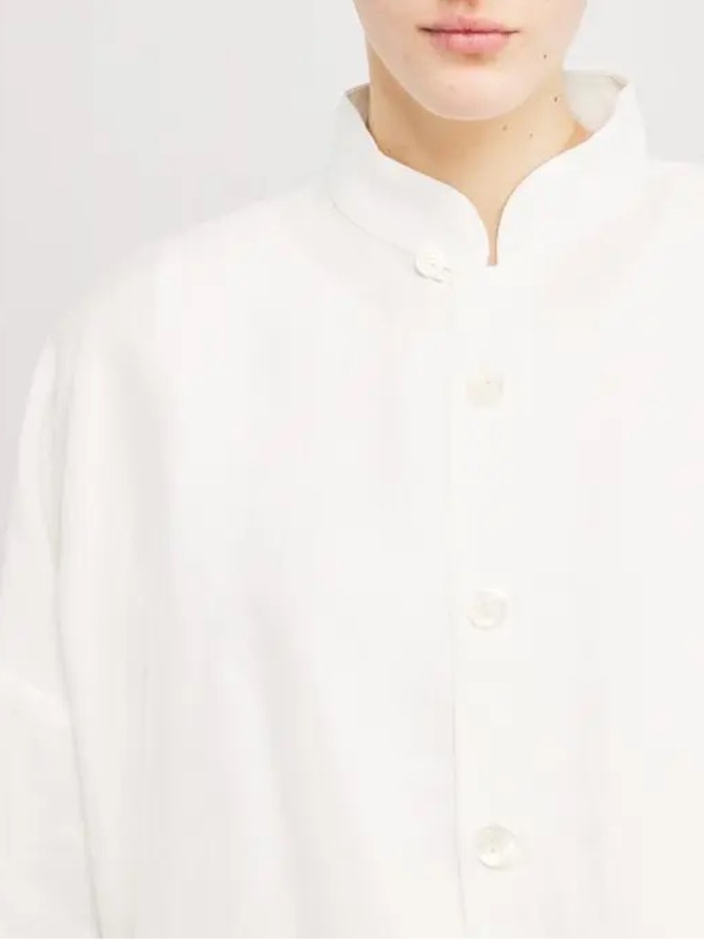 ESKANDAR Linen Minimal Mandarin-Collar Button-Up Blouse in White (107)